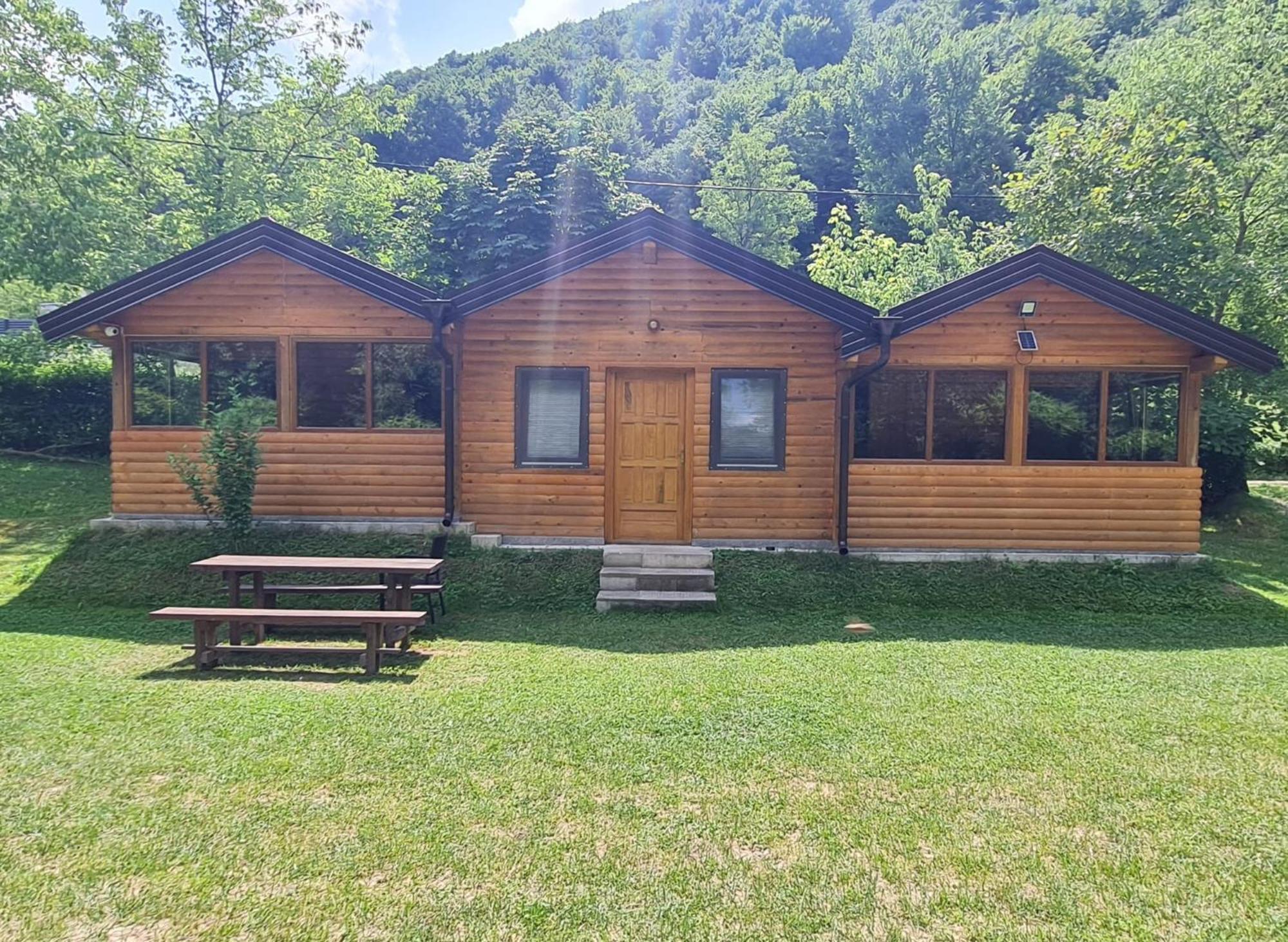 Flora&Fauna Bihać 外观 照片